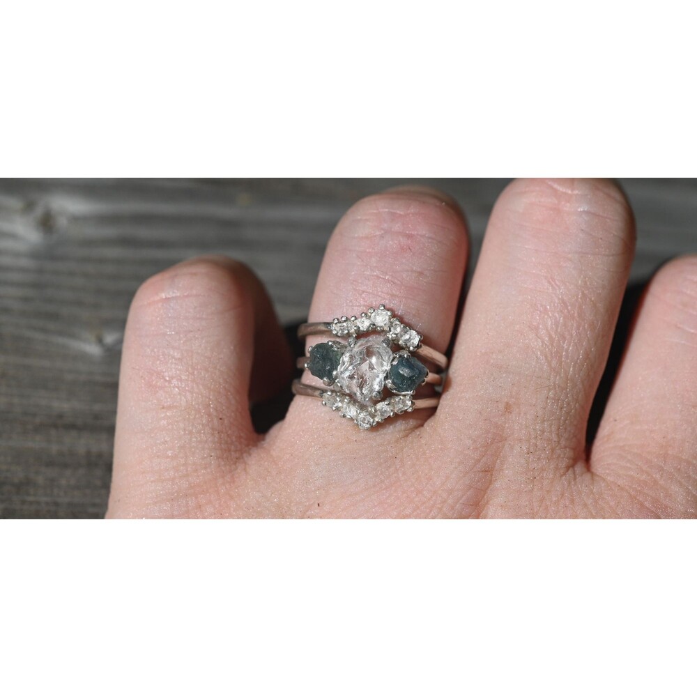 Sapphire engagement ring set, raw stone ring, alternative engagement ring, uniqu